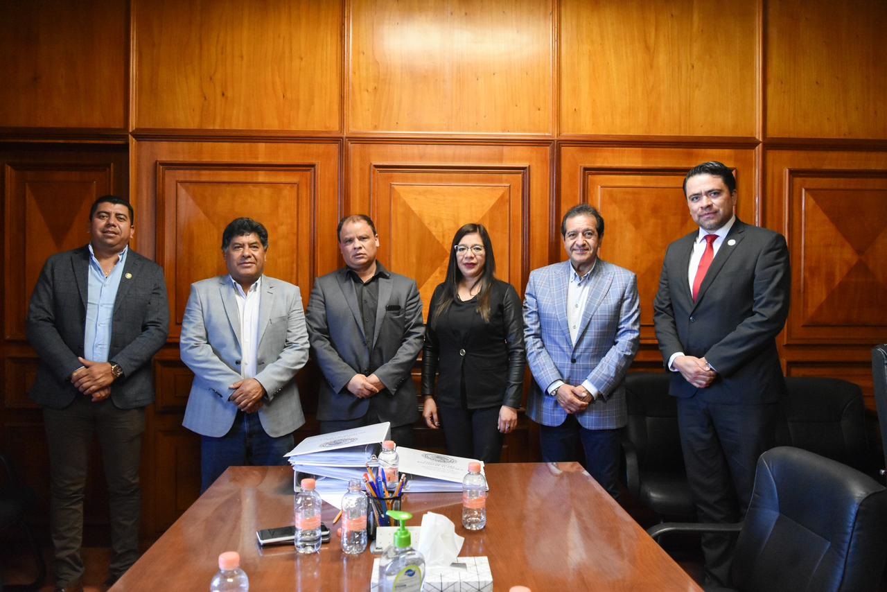 Entrega Poder Legislativo anteproyecto de presupuesto 2023: Vicente Morales